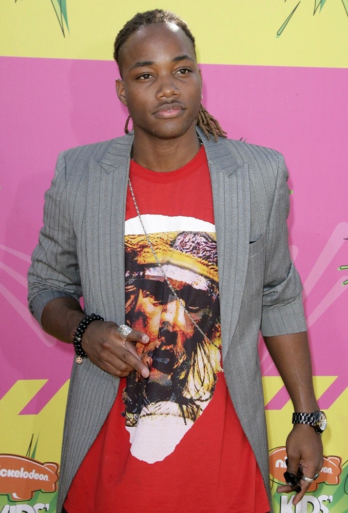 Checkout American Actor Leon Thomas III Age, Height, Weight, Dating, Wife, ...