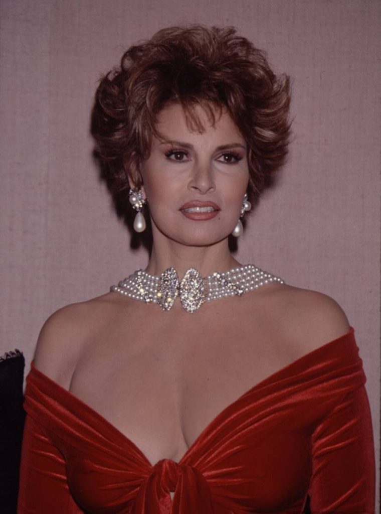 Raquel Welch Old Images